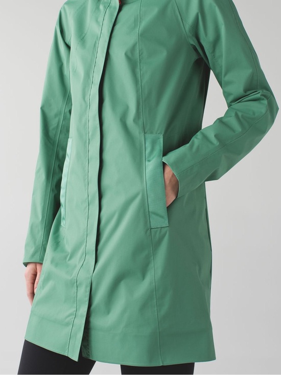 lululemon athletica Jackets & Blazers - Lululemon Rain On Jacket
